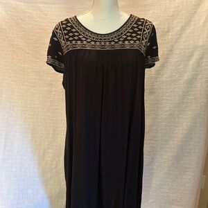 Max Studio Black and Cream Embroidered Midi Dress